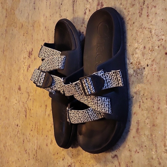 Chaco Chilos Slide - Geometric Black/White Print - 8 - Picture 4 of 7